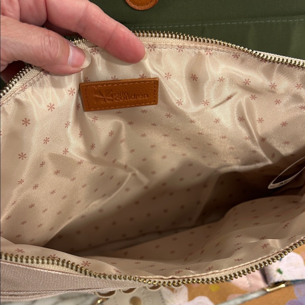 Erin Condren Cream and Tan Work bag - Picture 8 of 11